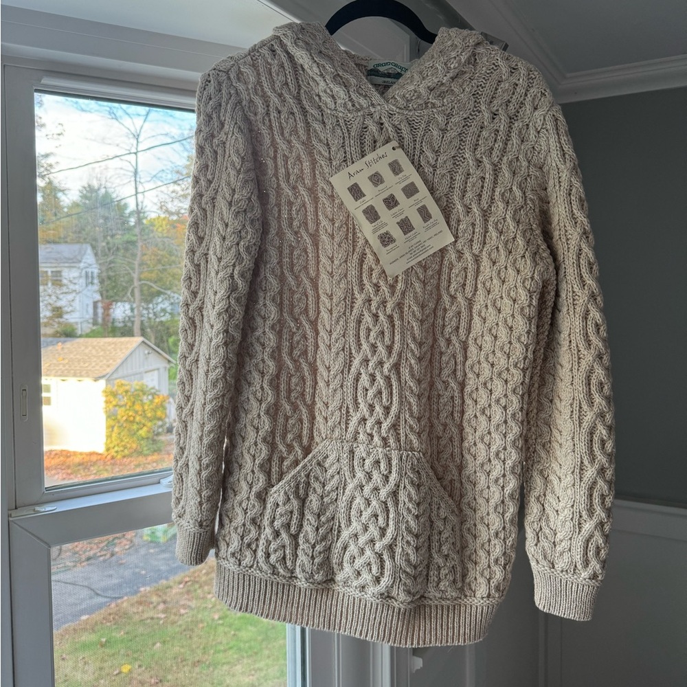Arancrafts Irish cable knit sweater